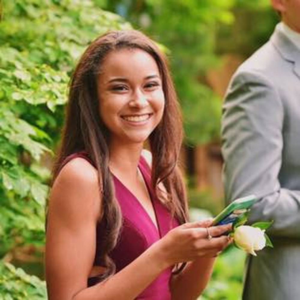 Meet your Posher, Olivia